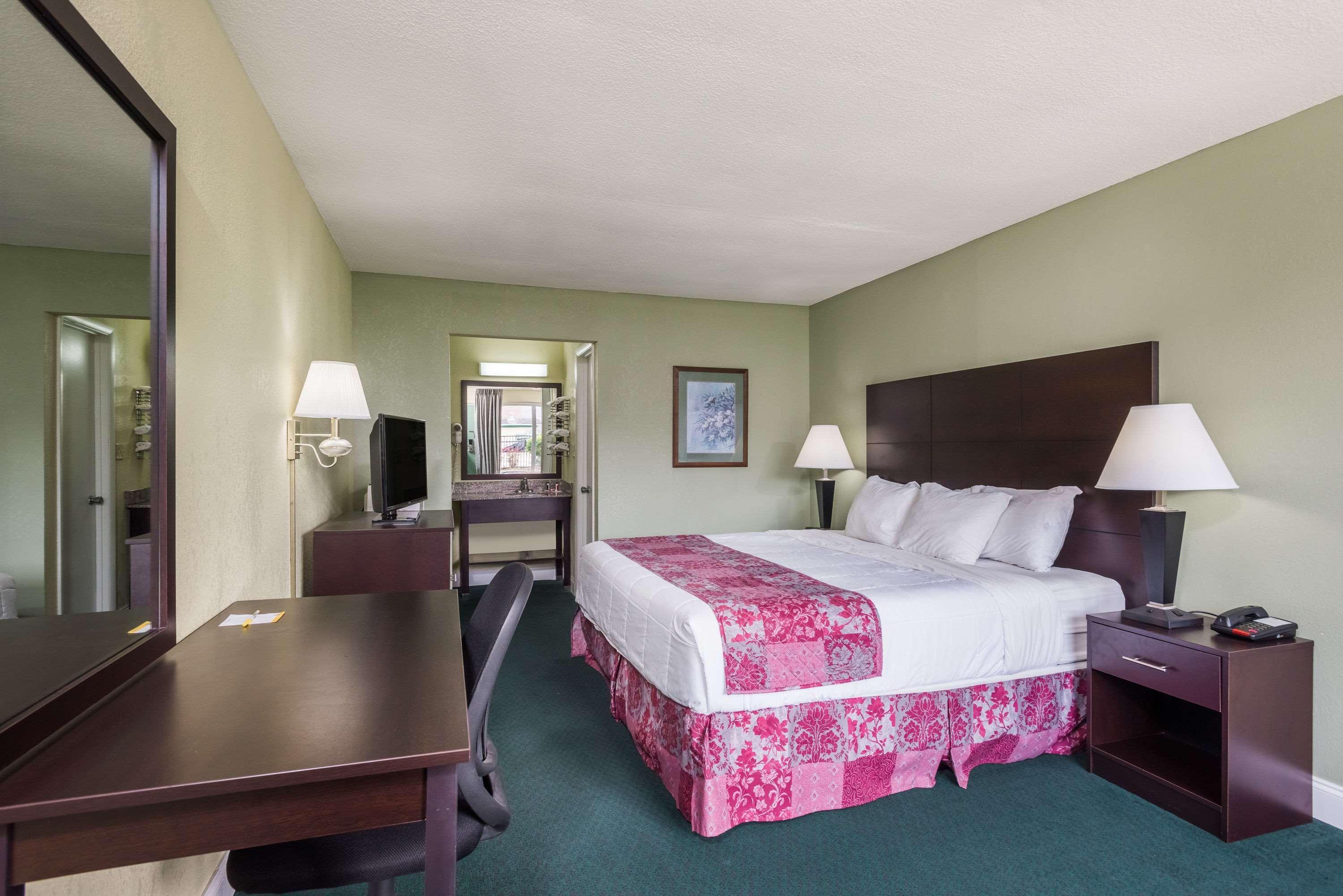 Days Inn By Wyndham Jellico - Tennessee State Line Zewnętrze zdjęcie