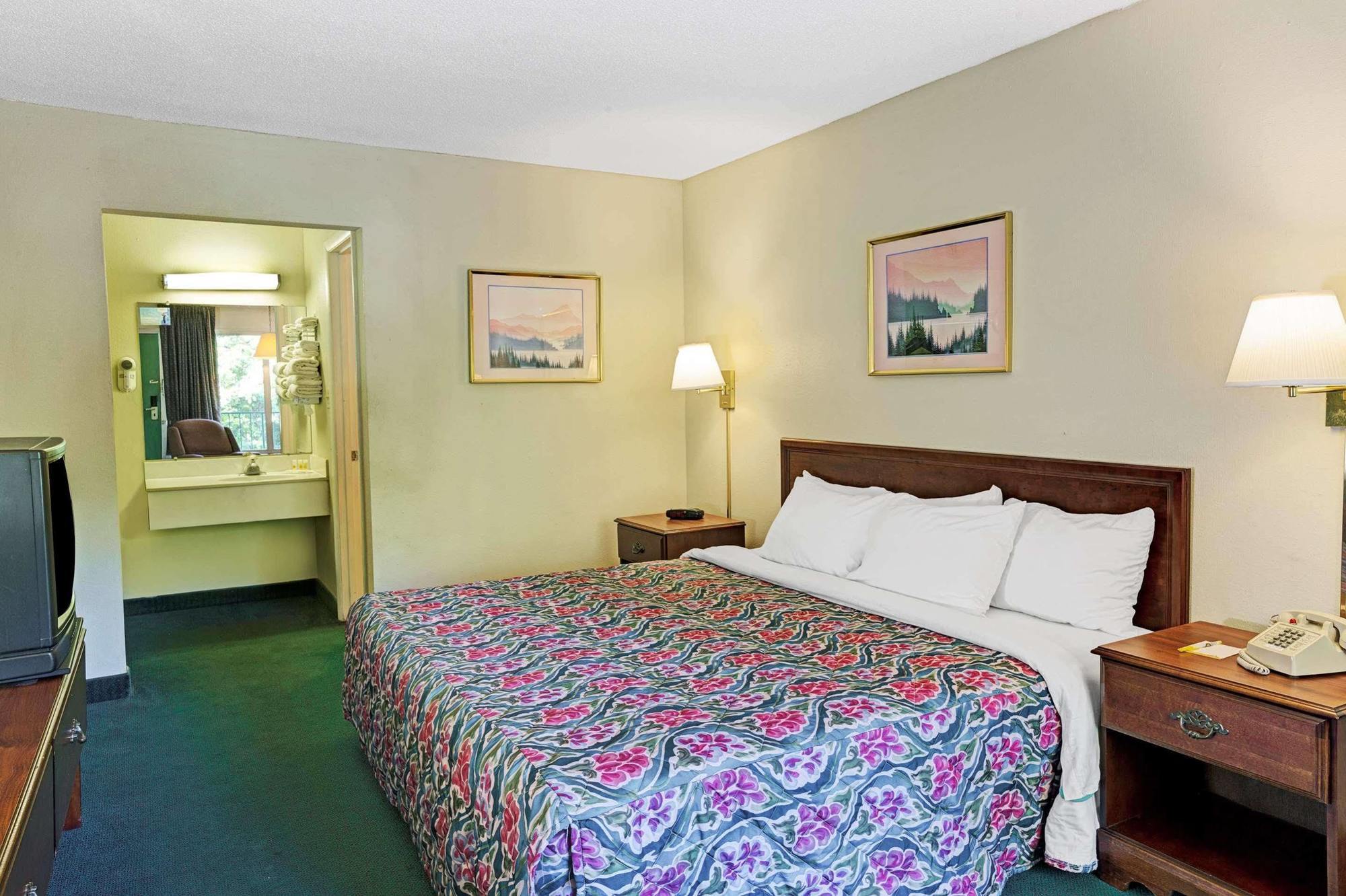 Days Inn By Wyndham Jellico - Tennessee State Line Zewnętrze zdjęcie